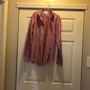 Men’s Nordstrom Rack Collared Button Down Shirt.